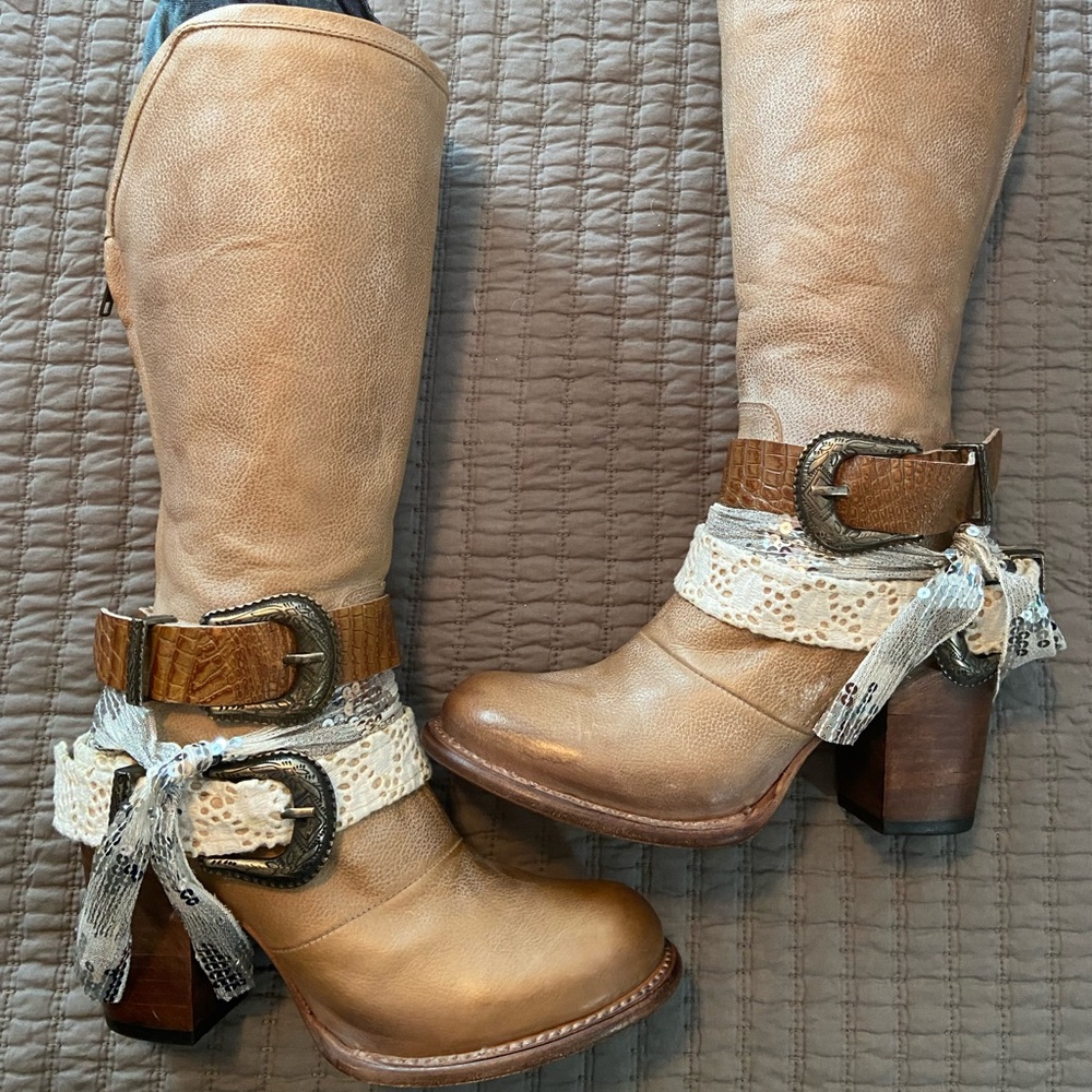 Freebird by Steven Bae Boots, Size 9